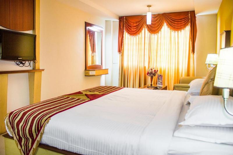 فندق Ponmariresidency أوتي المظهر الخارجي الصورة
